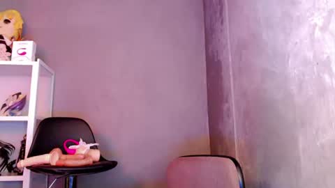 Snapshot of lady_of_pleasure28 chatting on July 10, 6:43 pm Ella online show from July 10, 6:43 pm