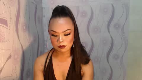 lady_shane26 online show from May 14, 1:18 pm