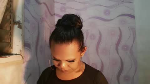 lady_shane26 online show from May 18, 6:58 pm
