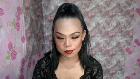 lady_shane26 online show from June 13, 10:35 am