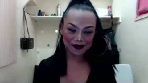 lady_shane26 online show from June 26, 2:38 am