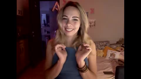 lady_smile69 online show from October 2, 4:36 pm