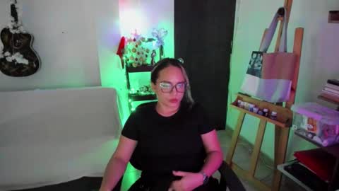 Sophie   online show from November 28, 7:05 pm