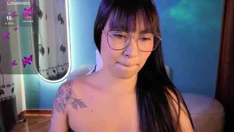 Lady Violet Bridgerton online show from October 11, 10:30 pm