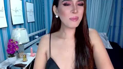 isabelle ash DONT FORGET TO FOLLOW AND THUMBS ME UP BITCHES  online show from January 13, 12:10 pm