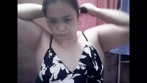 ladybignipples4u online show from September 21, 8:49 am