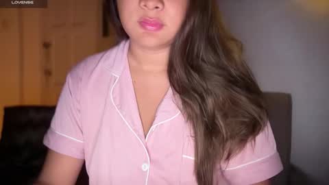 Aria online show from November 29, 10:40 am