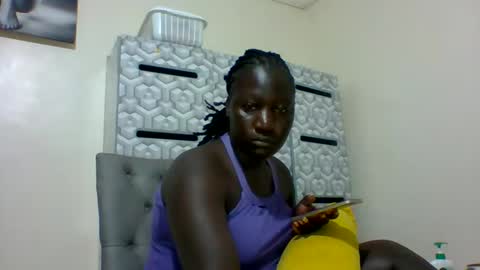 lindah32 online show from March 4, 10:27 pm