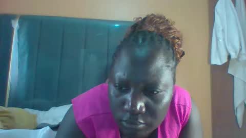 Snapshot of ladyblossoms19 chatting on September 24, 8:17 am lindah32 online show from September 24, 8:17 am