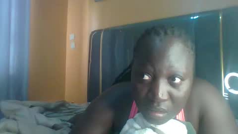 lindah32 online show from January 6, 9:13 am