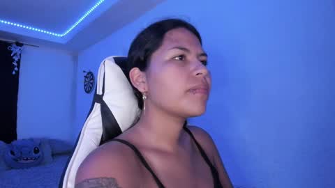  Lady  online show from January 10, 2:46 am