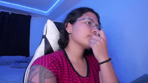  Lady  online show from January 31, 8:54 am