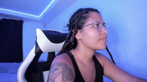  Lady  online show from February 11, 6:30 am