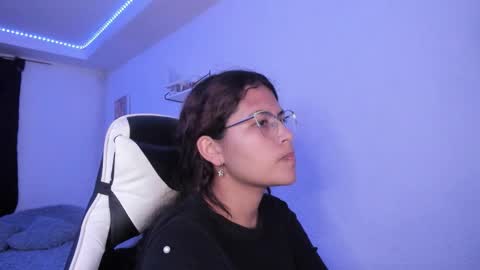  Lady  online show from September 22, 3:30 am