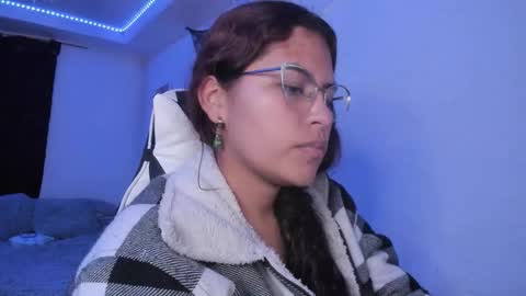  Lady  online show from October 11, 7:29 am