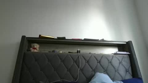 Stephanie online show from February 18, 6:04 pm