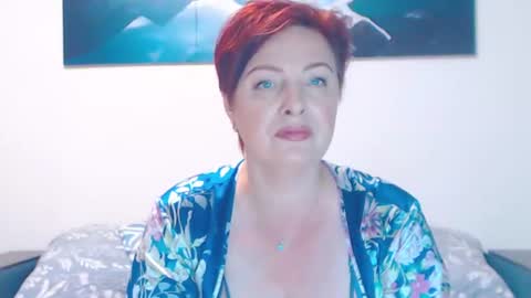 Beth online show from July 22, 8:28 am