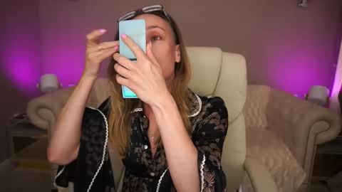 Lady online show from September 22, 12:29 pm