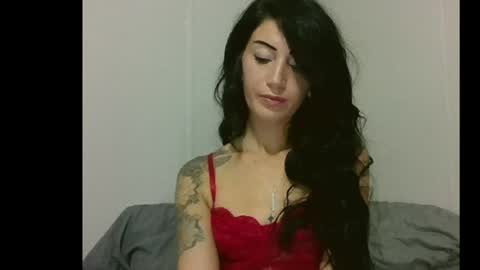 Snapshot of ladylane393 chatting on June 23, 1:25 am ladylane393 online show from June 23, 1:25 am