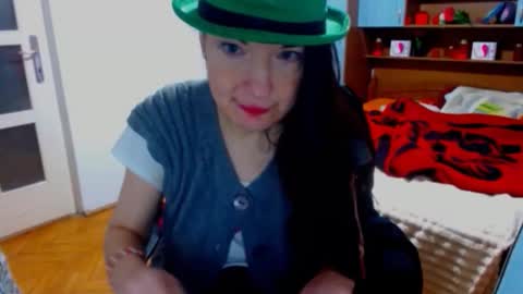 LadyLHoty online show from March 17, 7:06 pm