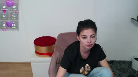 Snapshot of ladyliia chatting on May 15, 5:47 am Lia online show from May 15, 5:47 am