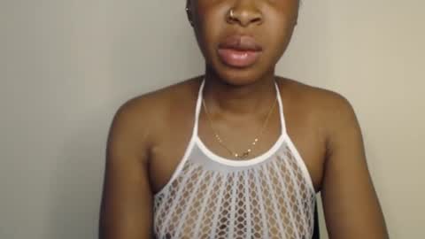 sexylila online show from April 21, 5:17 pm