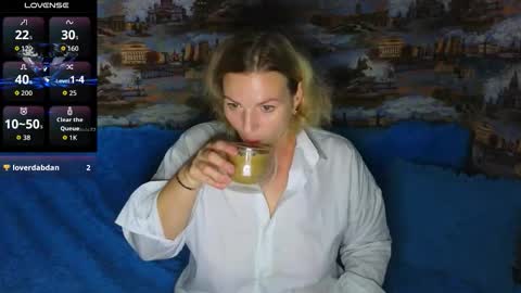 ladylucky_ online show from September 22, 2:13 am