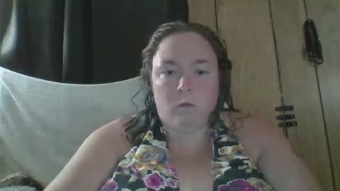Snapshot of ladylynn13 chatting on October 21, 8:31 pm LadyLynn13 online show from October 21, 8:31 pm
