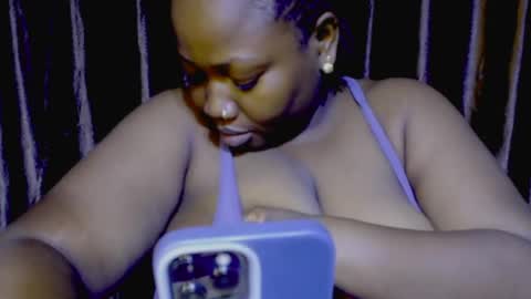 Snapshot of ladynina_ninss chatting on May 31, 8:21 pm youngladynina online show from May 31, 8:21 pm