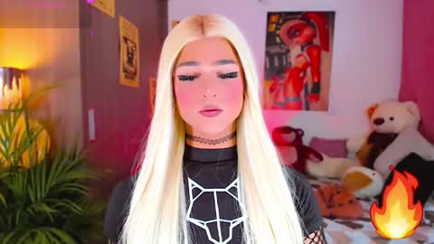 Snapshot of ladynoah chatting on September 19, 1:51 am Noah Smith online show from September 19, 1:51 am