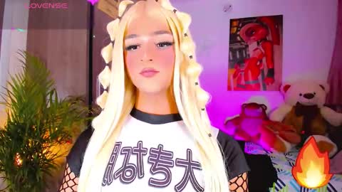 Snapshot of ladynoah chatting on September 29, 10:03 pm Noah Smith online show from September 29, 10:03 pm