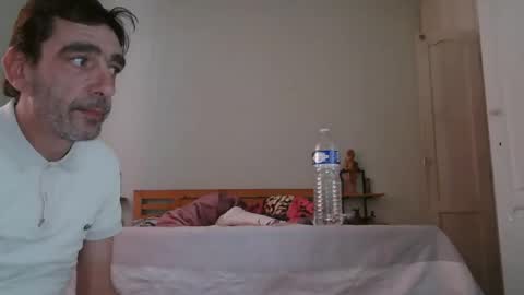 Sarah  Sam online show from October 4, 11:30 am