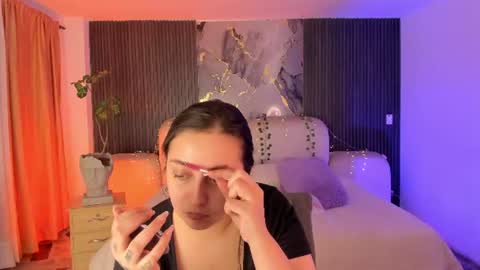 Lady  online show from June 16, 4:04 am