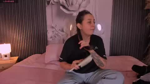 Lady  online show from July 15, 2:50 am