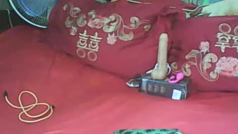 Snapshot of ladyxsnakes chatting on January 19, 7:25 am LadyXSnakes online show from January 19, 7:25 am