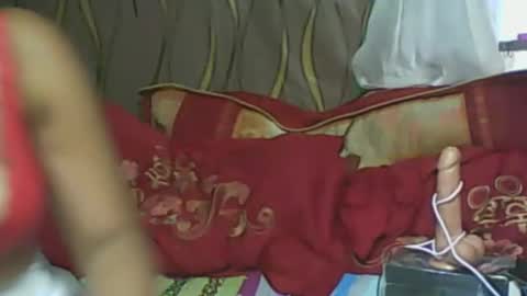 Snapshot of ladyxsnakes chatting on January 23, 10:01 am LadyXSnakes online show from January 23, 10:01 am