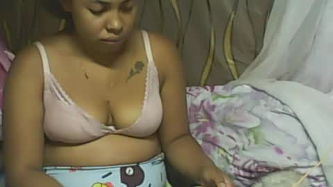 Snapshot of ladyxsnakes chatting on February 19, 4:01 am LadyXSnakes online show from February 19, 4:01 am