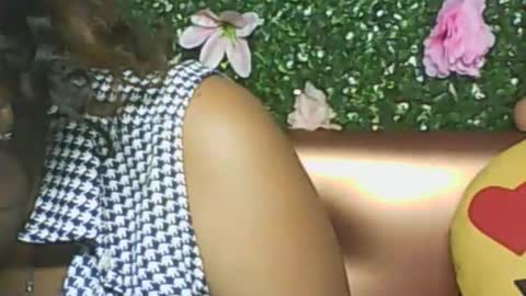 Snapshot of ladyxsnakes chatting on September 24, 8:17 am LadyXSnakes online show from September 24, 8:17 am