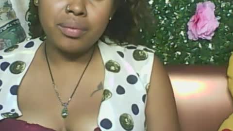 Snapshot of ladyxsnakes chatting on September 26, 8:07 am LadyXSnakes online show from September 26, 8:07 am