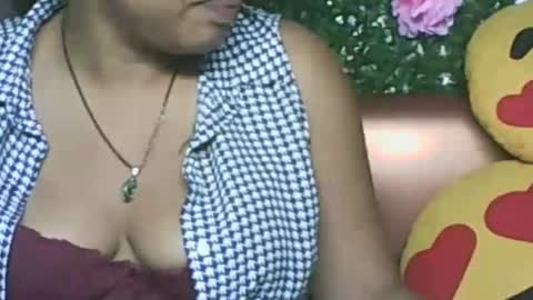 Snapshot of ladyxsnakes chatting on October 2, 8:54 am LadyXSnakes online show from October 2, 8:54 am