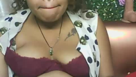 Snapshot of ladyxsnakes chatting on October 5, 6:23 am LadyXSnakes online show from October 5, 6:23 am