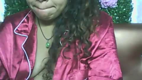 Snapshot of ladyxsnakes chatting on November 16, 3:45 am LadyXSnakes online show from November 16, 3:45 am