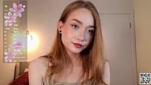 Snapshot of laenyssarael chatting on June 15, 9:39 pm Cassie online show from June 15, 9:39 pm