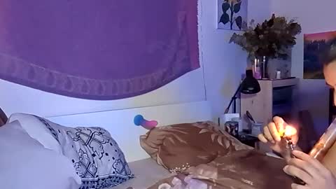 Sara Florez online show from December 2, 8:52 am