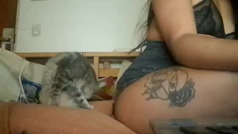 lafoxglam01 online show from January 12, 12:12 pm