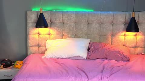    online show from January 10, 7:00 pm