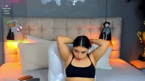    online show from October 13, 10:54 pm