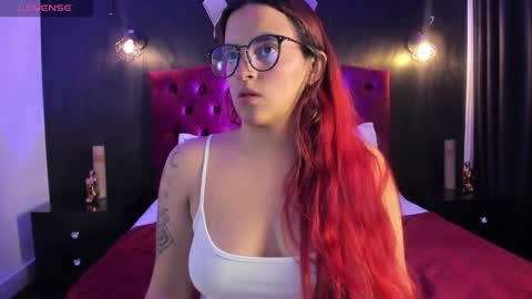 Laia  online show from October 28, 1:14 pm