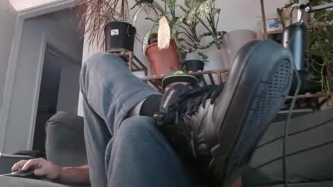 Snapshot of laidback_and_chill chatting on December 5, 5:15 am Rick online show from December 5, 5:15 am