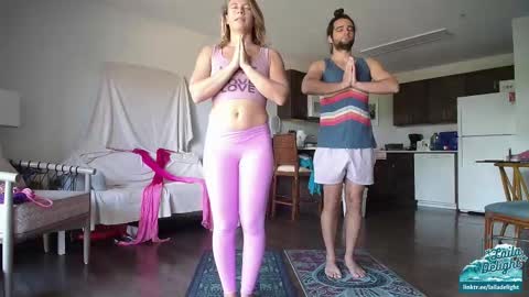 Snapshot of lailagetsnaked chatting on September 12, 9:26 pm Laila Delight Goddess of Light online show from September 12, 9:26 pm
